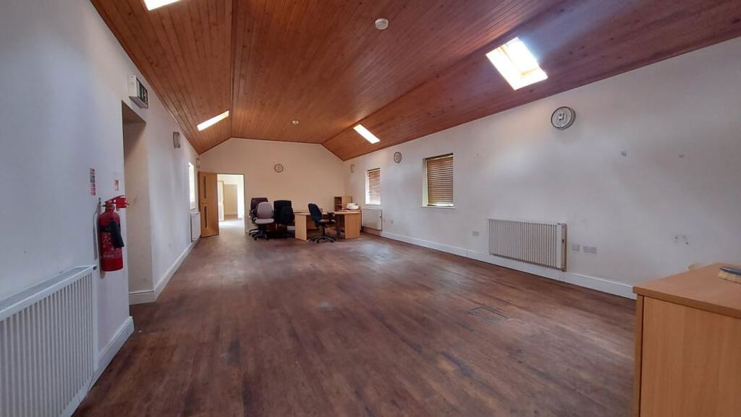 Property image 38 of 60