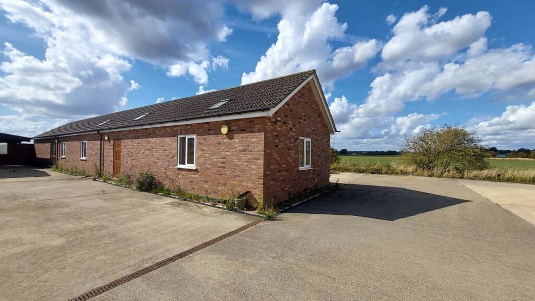Property image 13 of 60