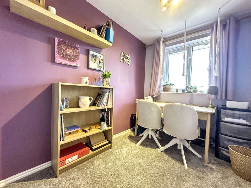 Property image 13 of 19