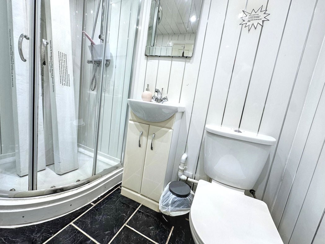 Property image 18 of 19