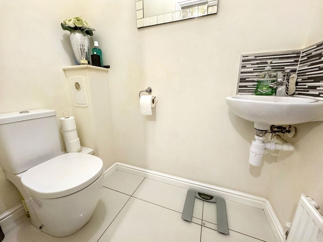 Property image 15 of 34