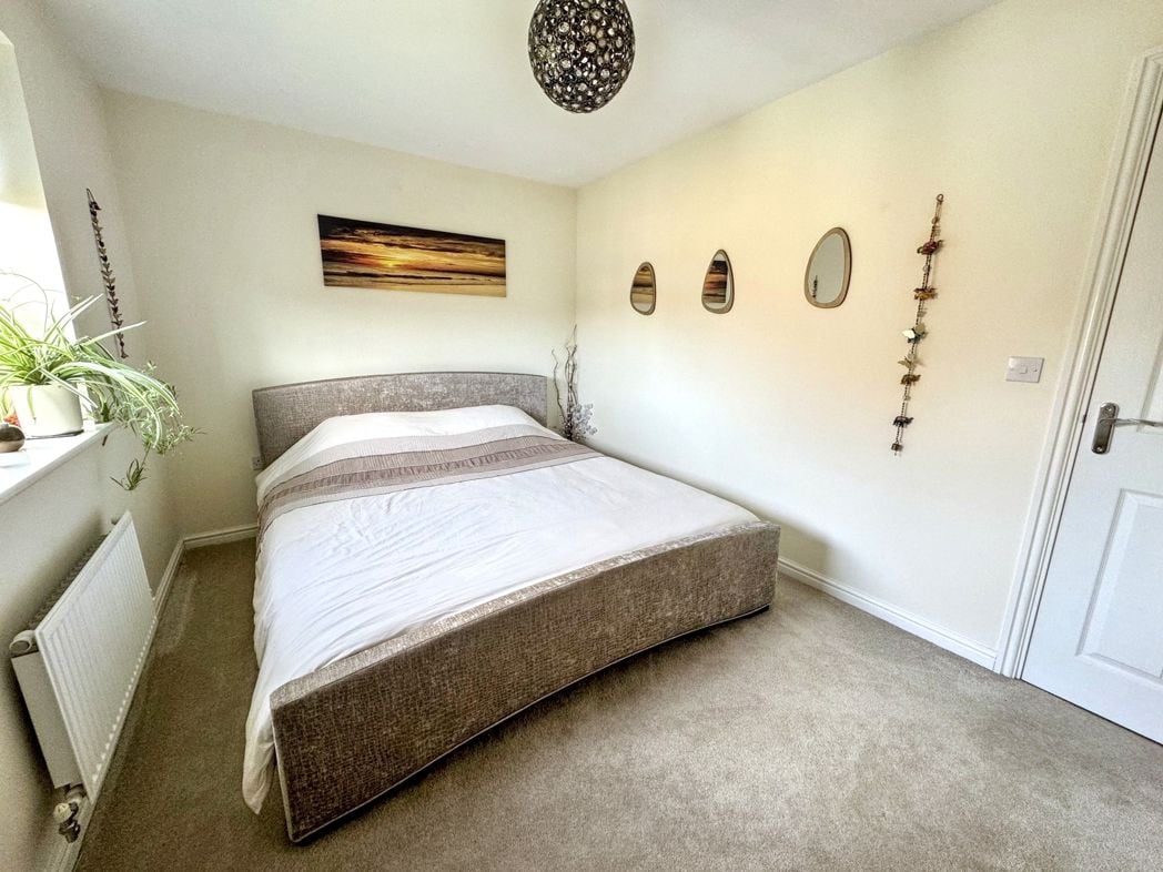 Property image 24 of 34