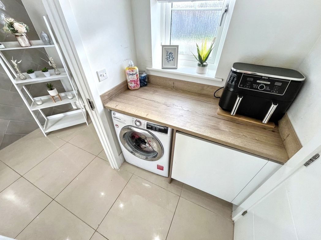 Property image 5 of 17