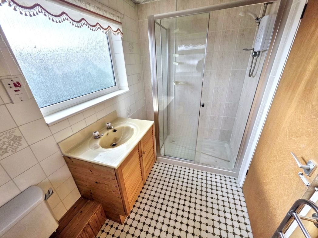 Property image 14 of 18