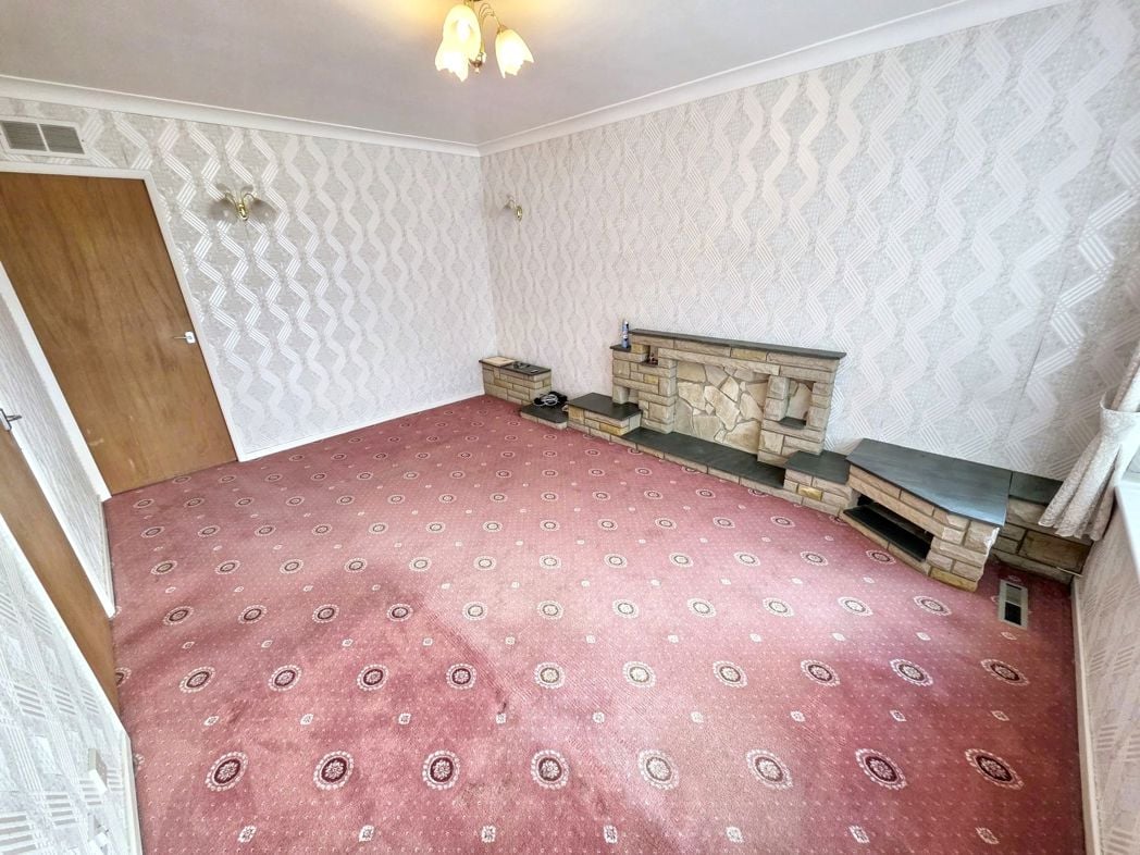 Property image 2 of 18