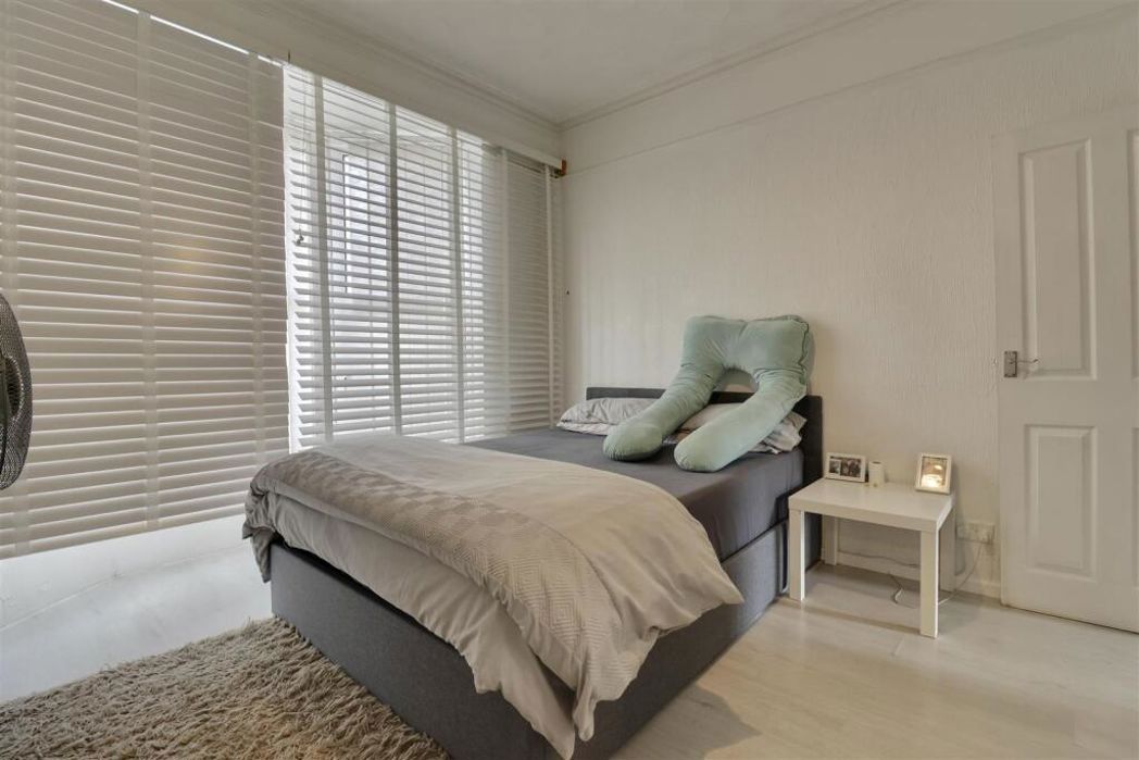 Property image 6 of 16