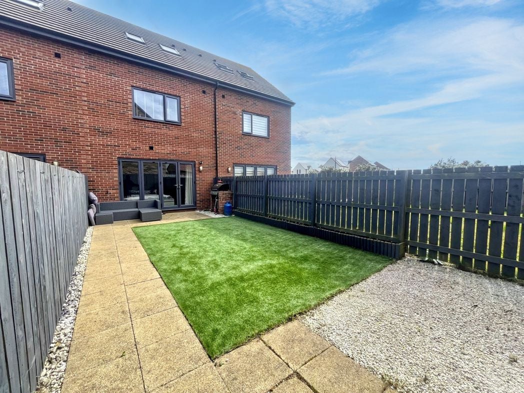 Property image 15 of 15