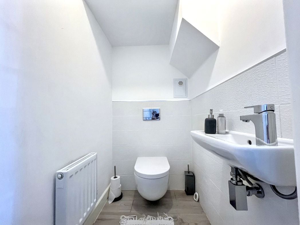 Property image 6 of 15