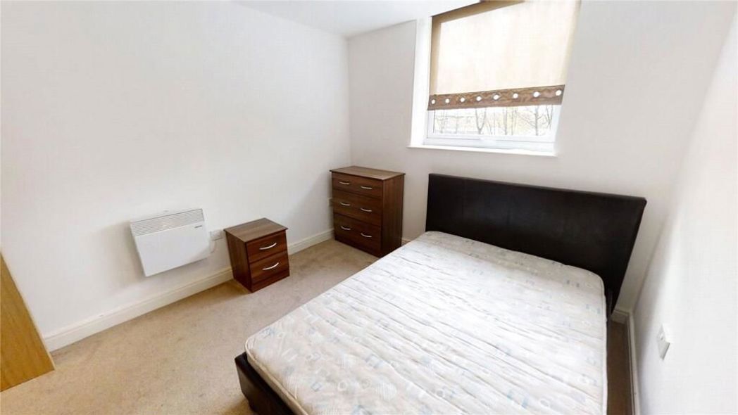 Property image 3 of 9