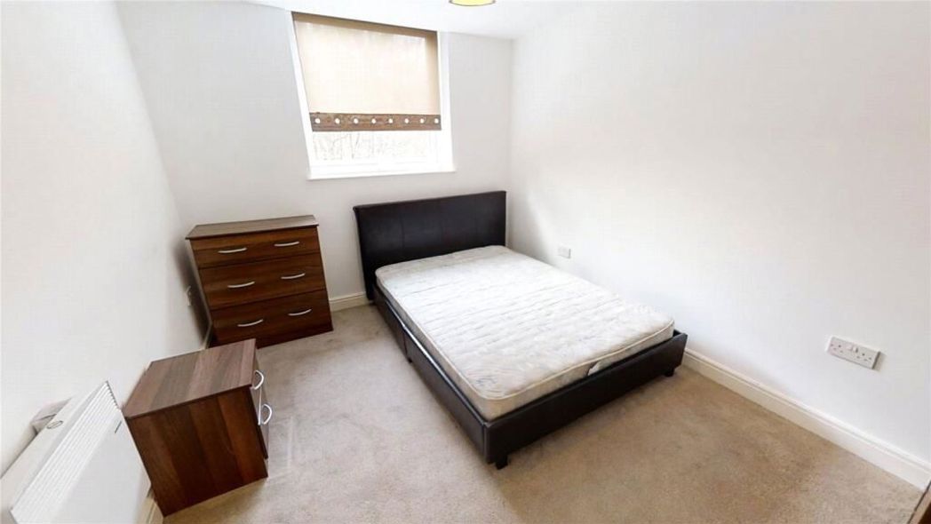 Property image 5 of 9