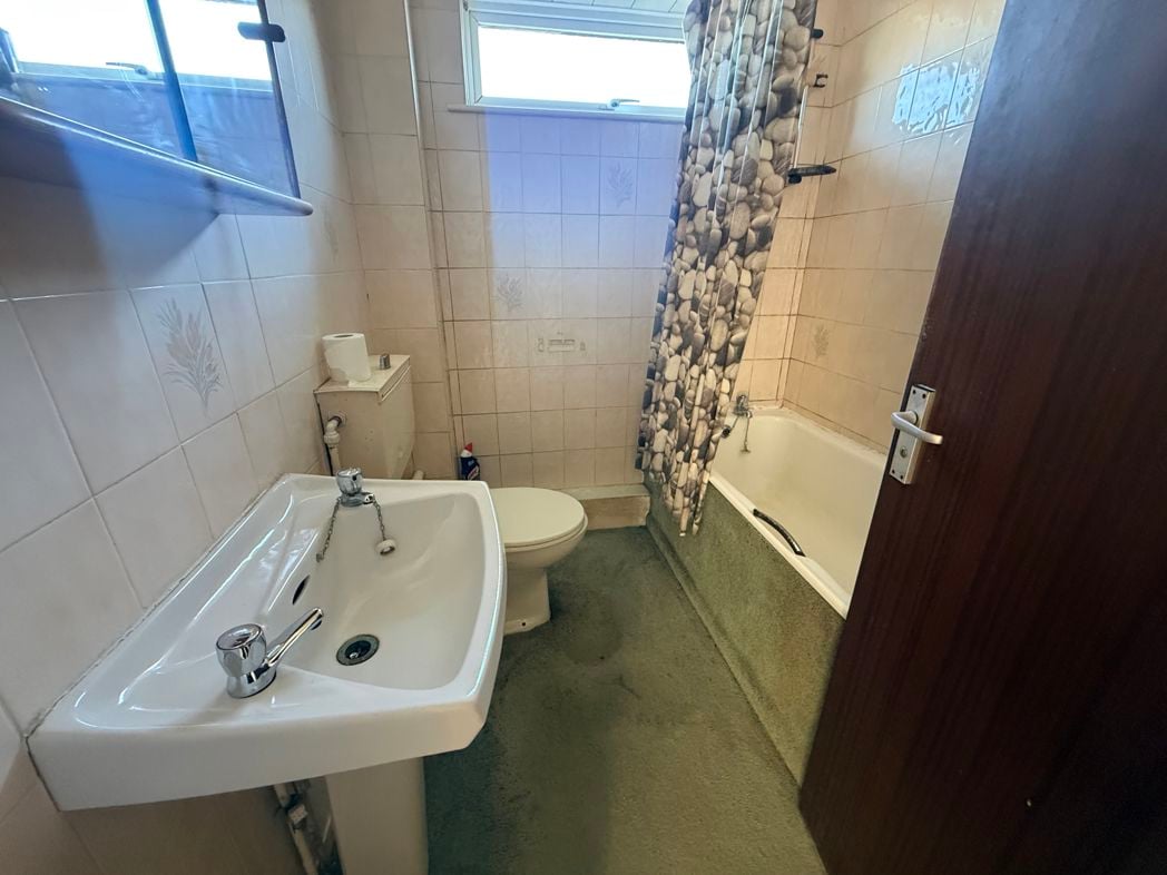 Property image 10 of 13
