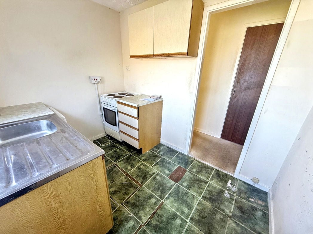 Property image 6 of 13