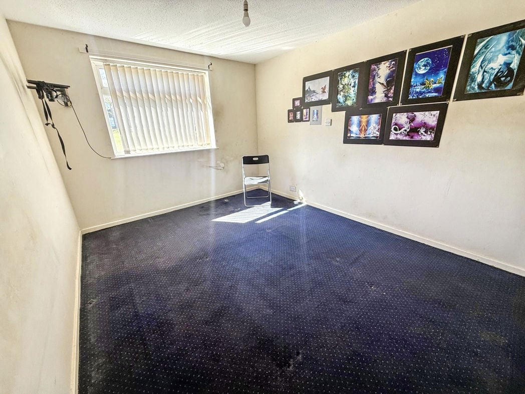 Property image 3 of 13