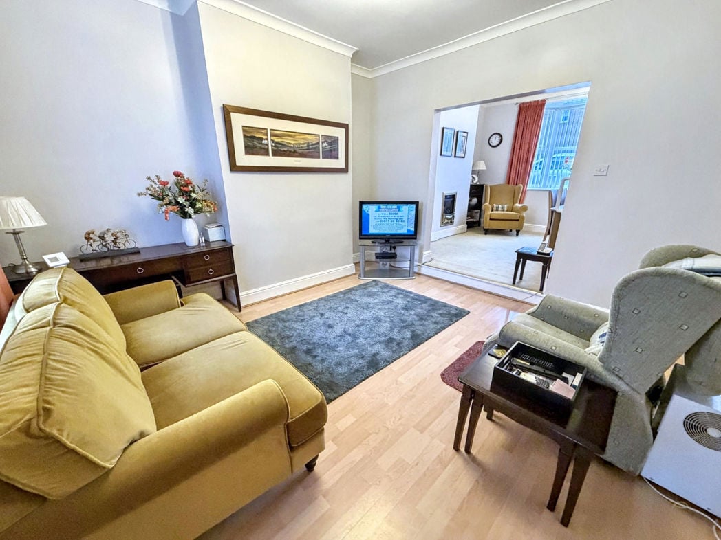 Property image 6 of 19