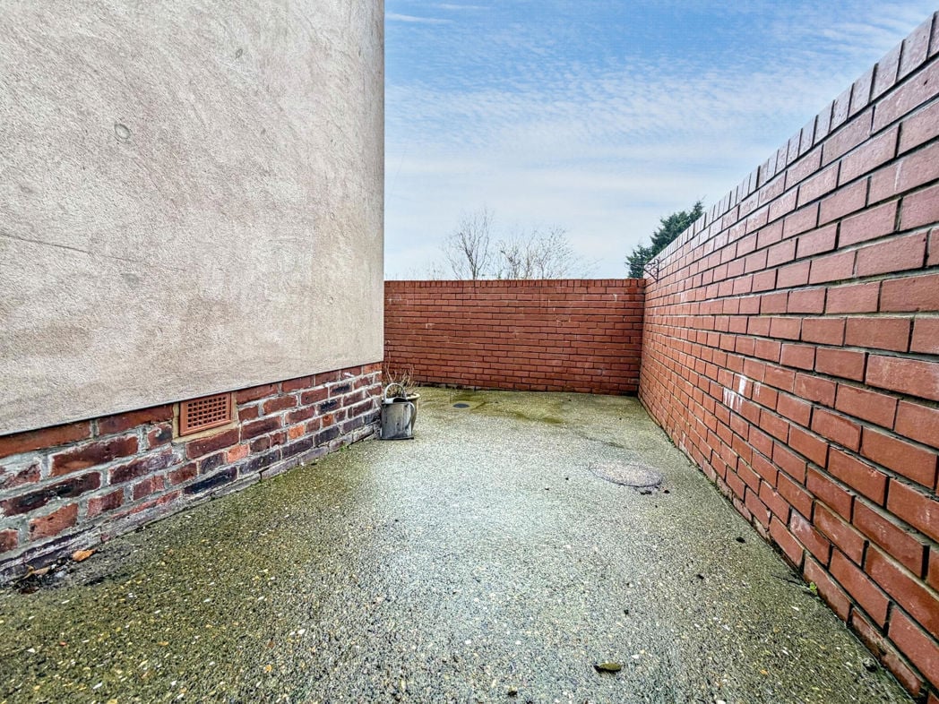 Property image 19 of 19