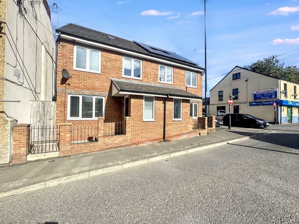 Property image 18 of 21