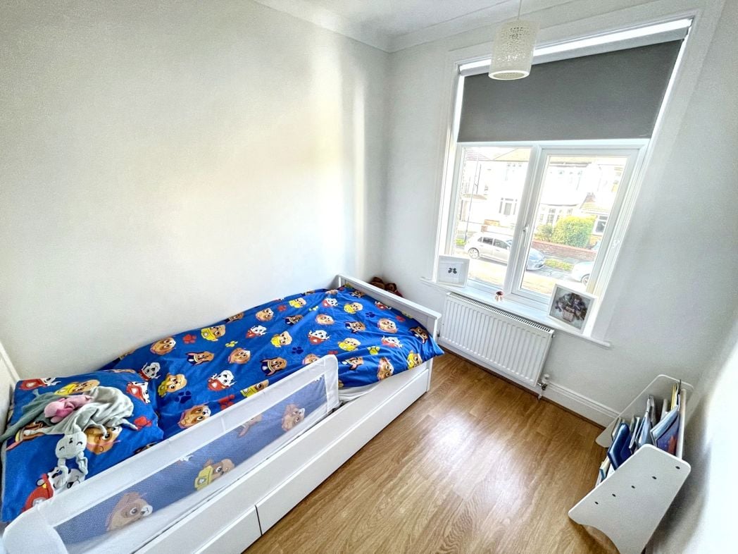 Property image 8 of 13