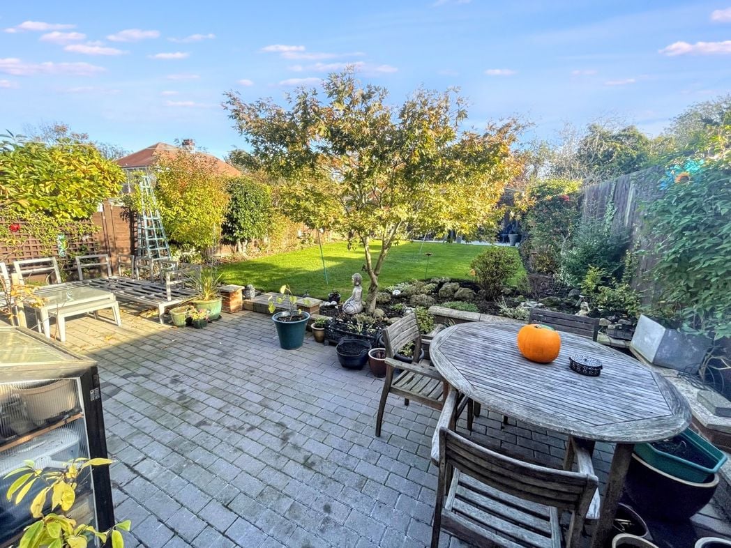 Property image 11 of 13