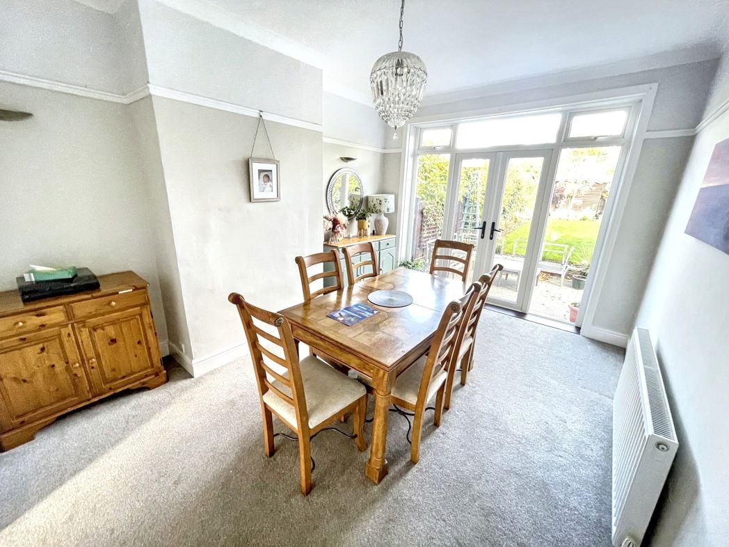 Property image 4 of 13