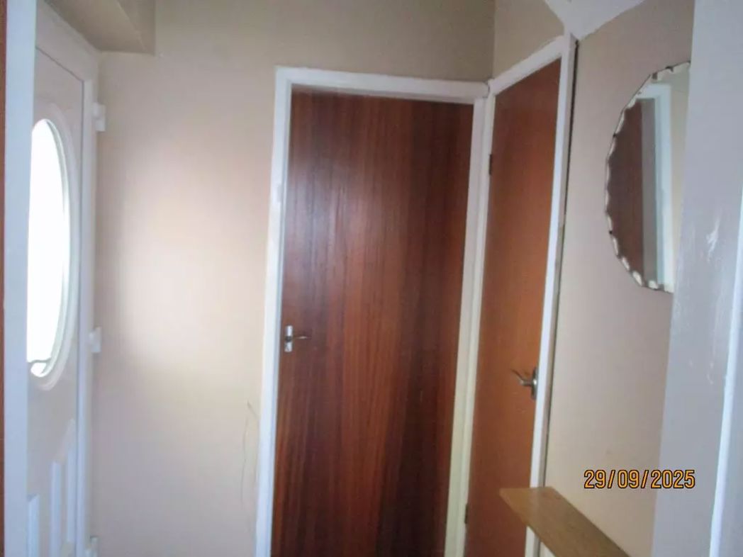 Property image 5 of 13