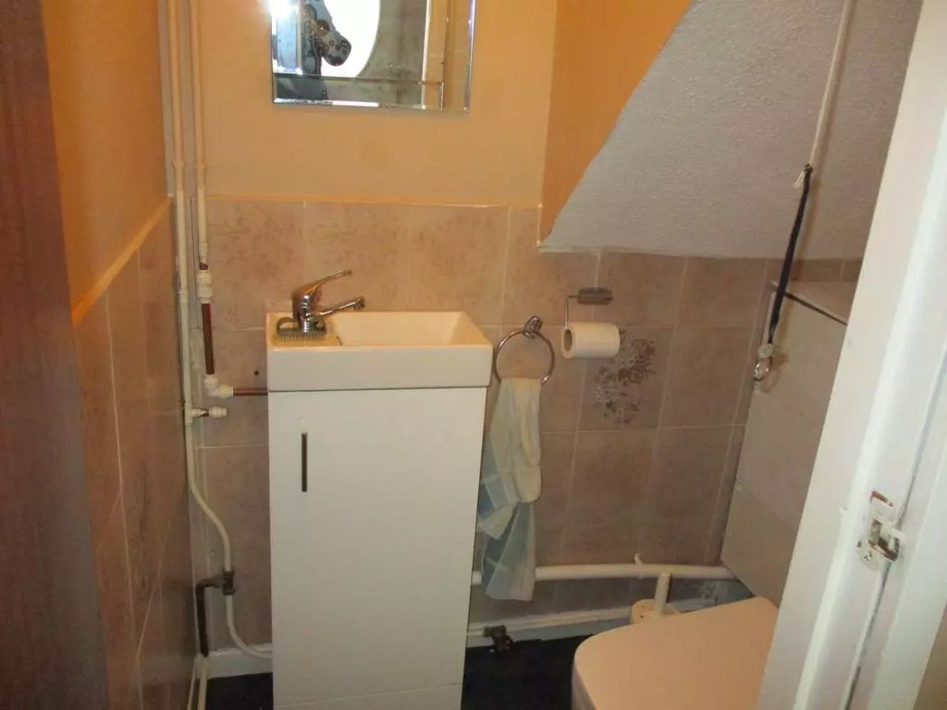 Property image 10 of 13
