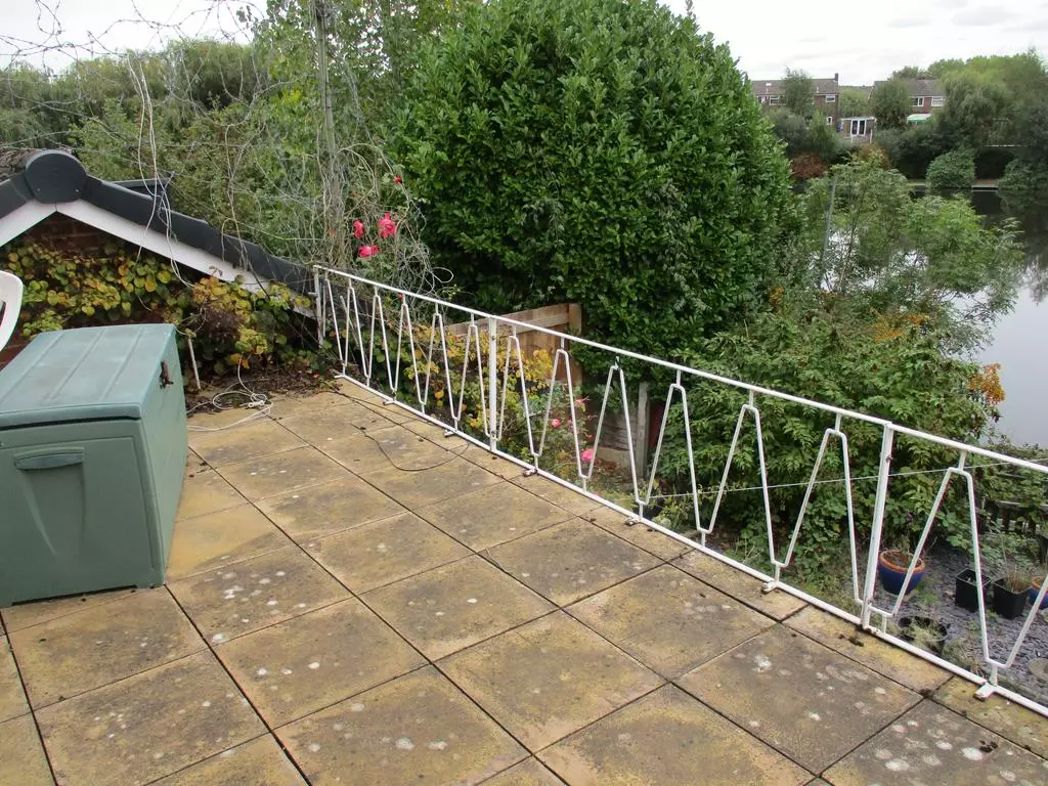 Property image 12 of 13