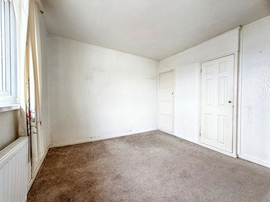 Property image 13 of 28