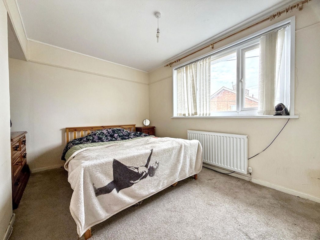 Property image 15 of 28