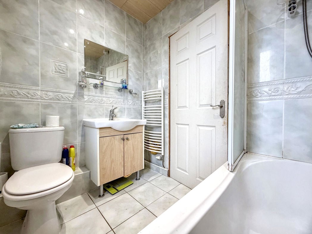 Property image 18 of 28