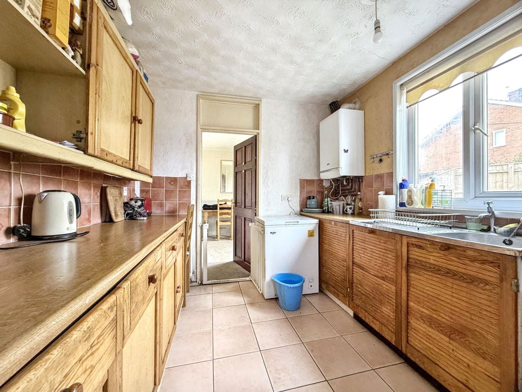 Property image 8 of 28