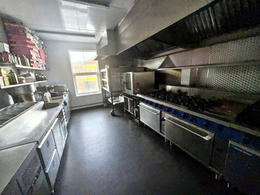 Property image 13 of 23