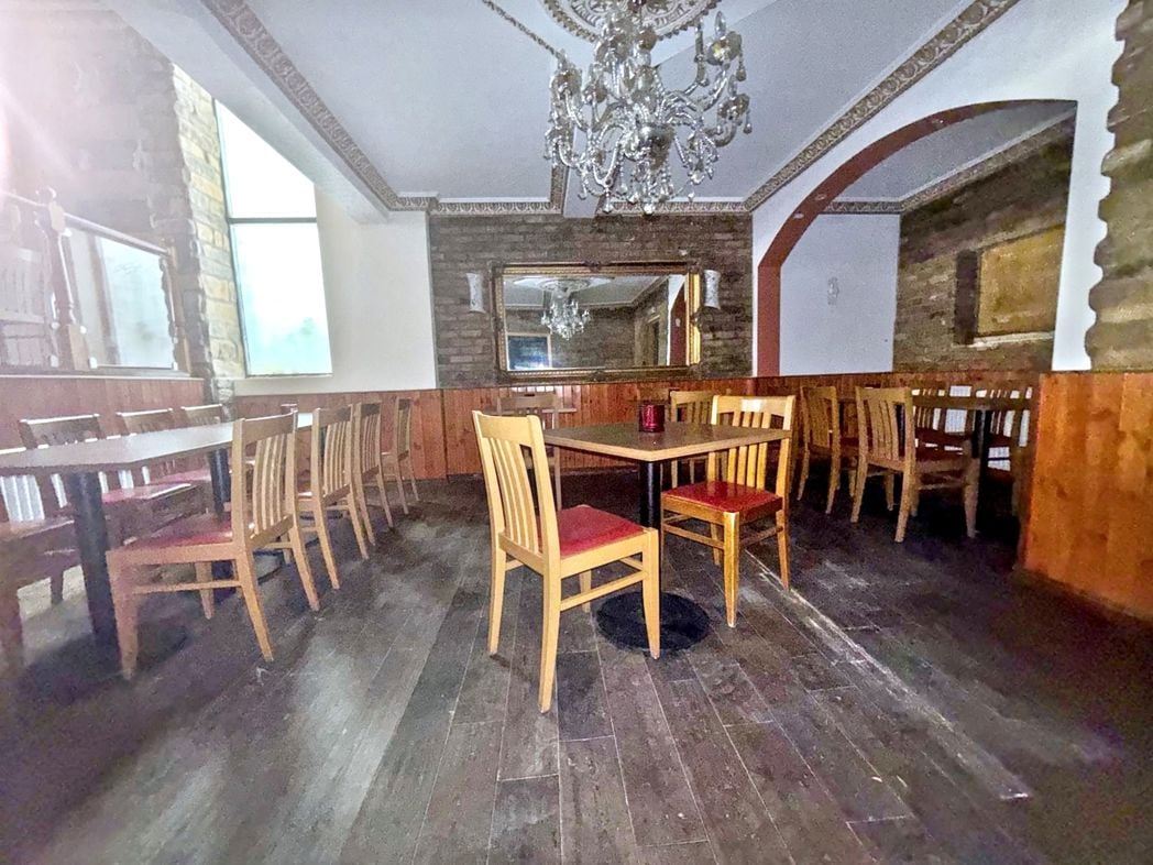 Property image 18 of 23