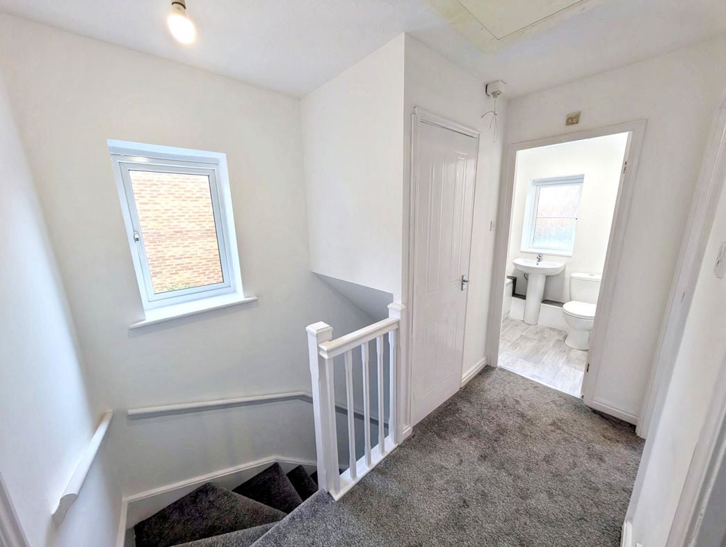 Property image 12 of 15