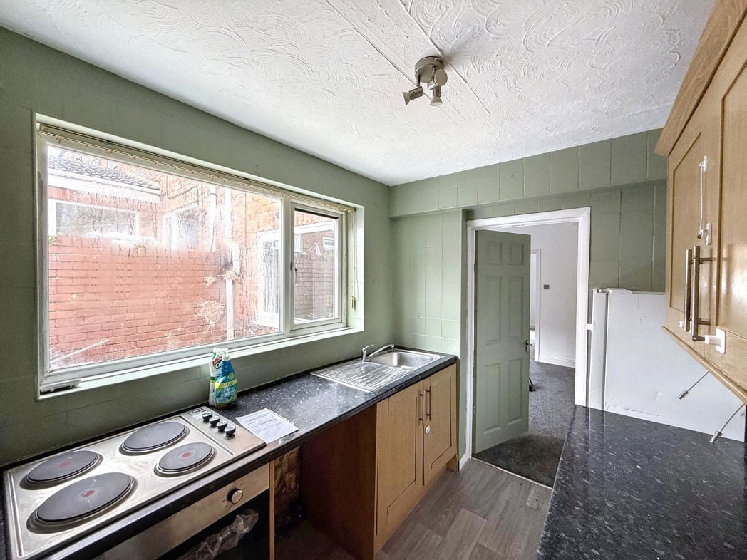 Property image 7 of 12