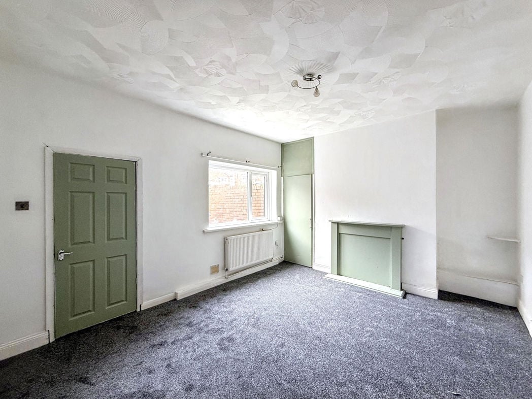 Property image 5 of 12