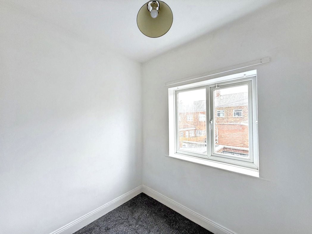 Property image 11 of 12