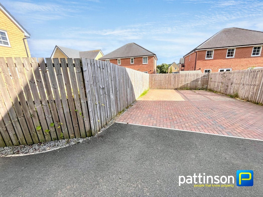 Property image 13 of 15