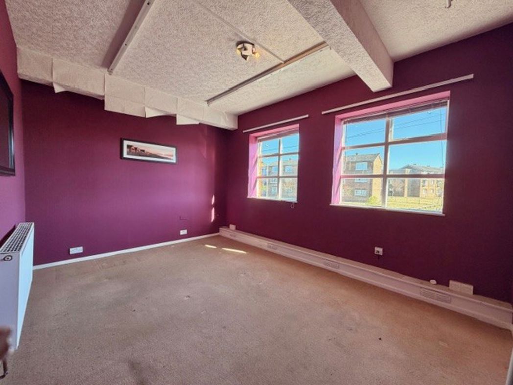 Property image 8 of 29