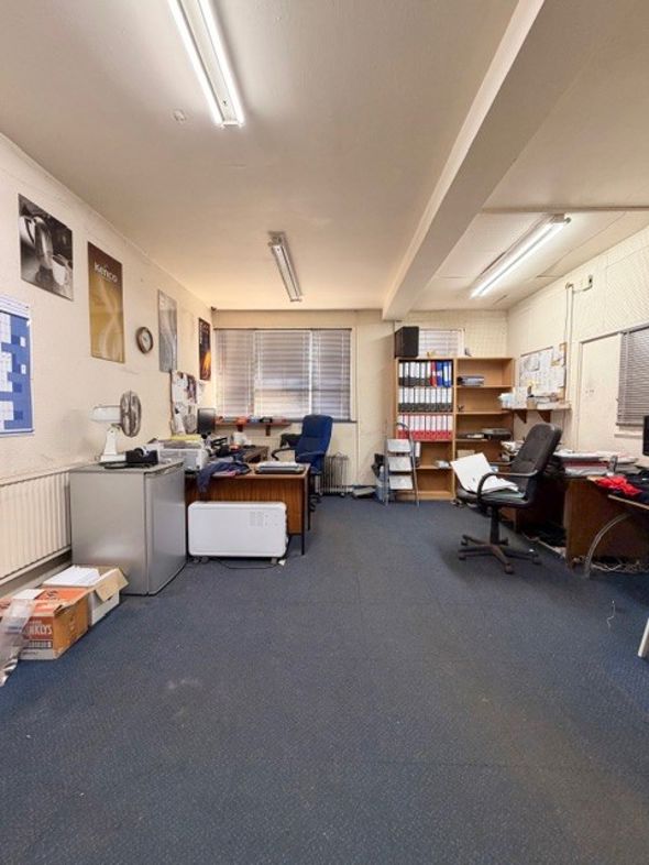 Property image 23 of 29