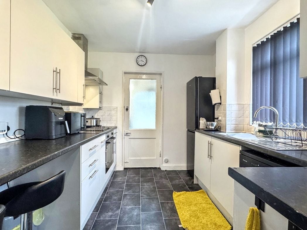 Property image 3 of 20