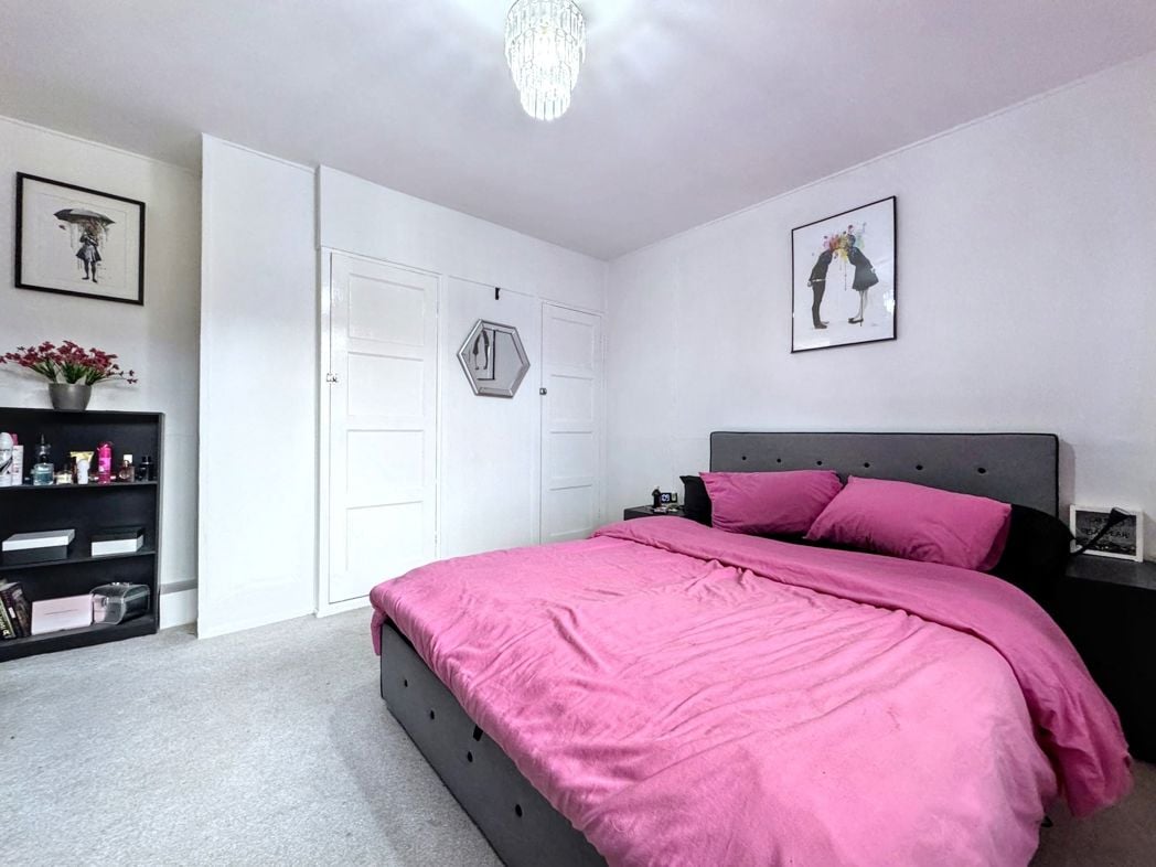Property image 11 of 20