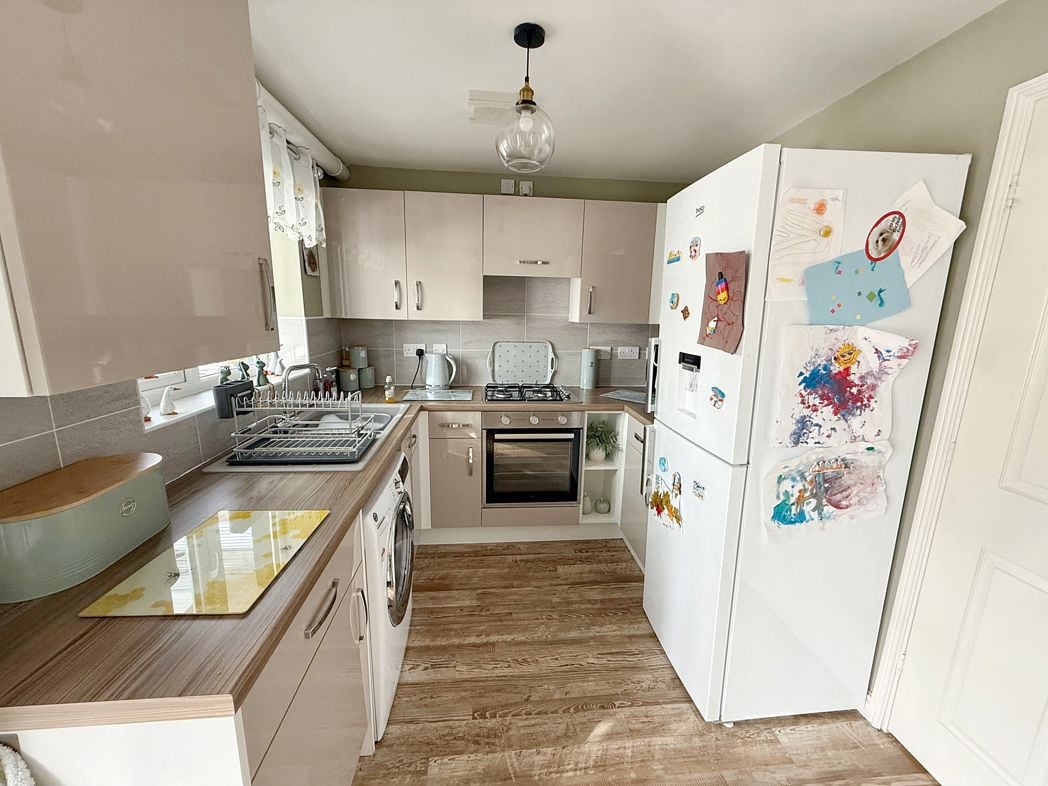 Property image 3 of 14