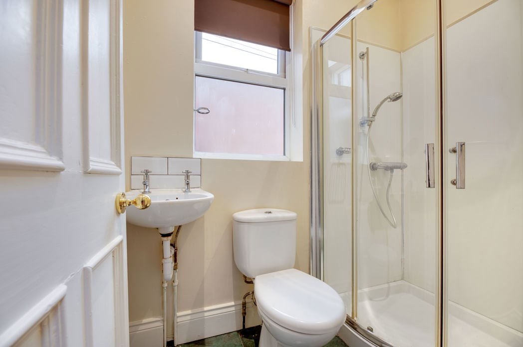 Property image 10 of 23