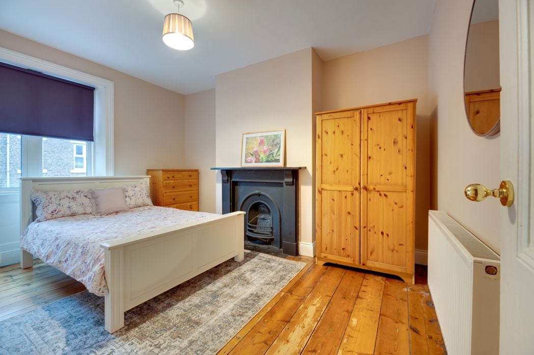 Property image 16 of 23