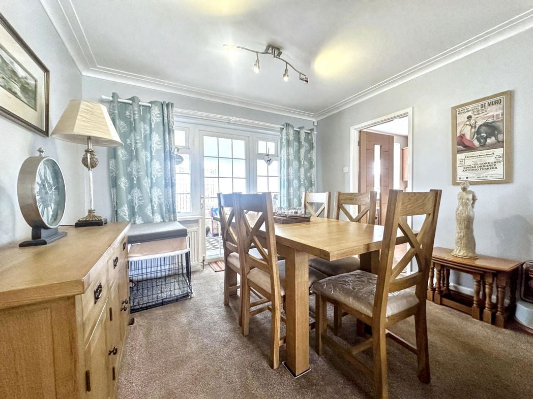 Property image 4 of 14