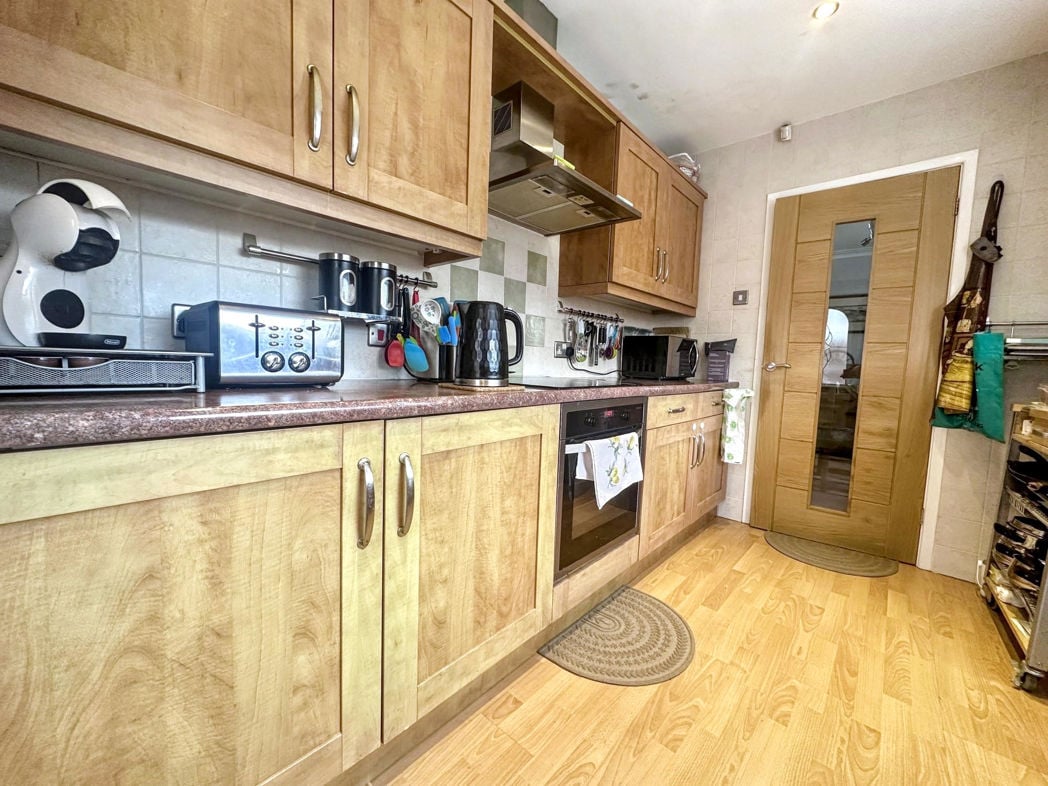 Property image 6 of 14