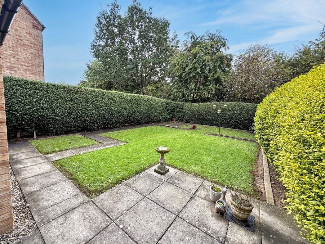 Property image 15 of 16