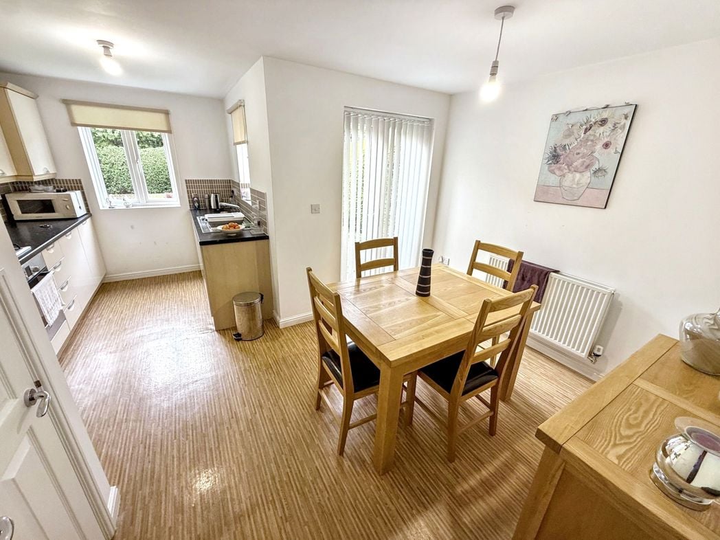 Property image 4 of 16