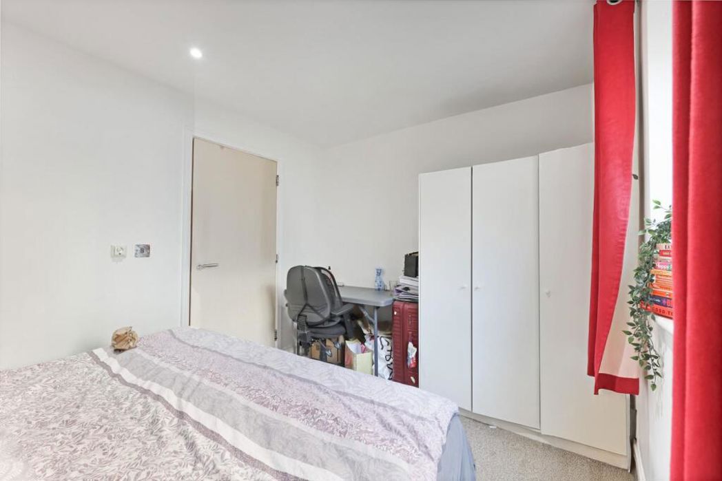 Property image 13 of 18