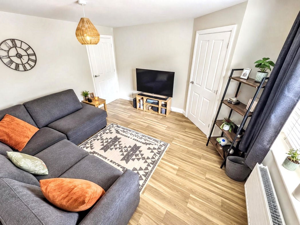 Property image 4 of 19